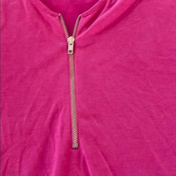 Pink zipper tee - Picture 2 of 2